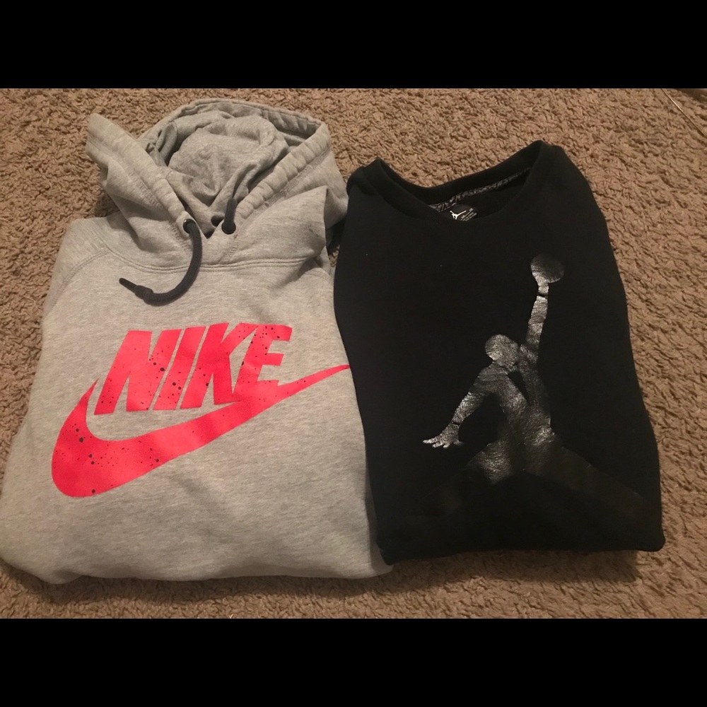 Mens sweatshirts size M